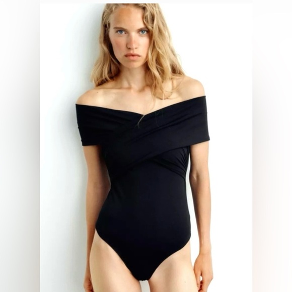 Zara Off the shoulder bodysuit - Picture 2 of 6